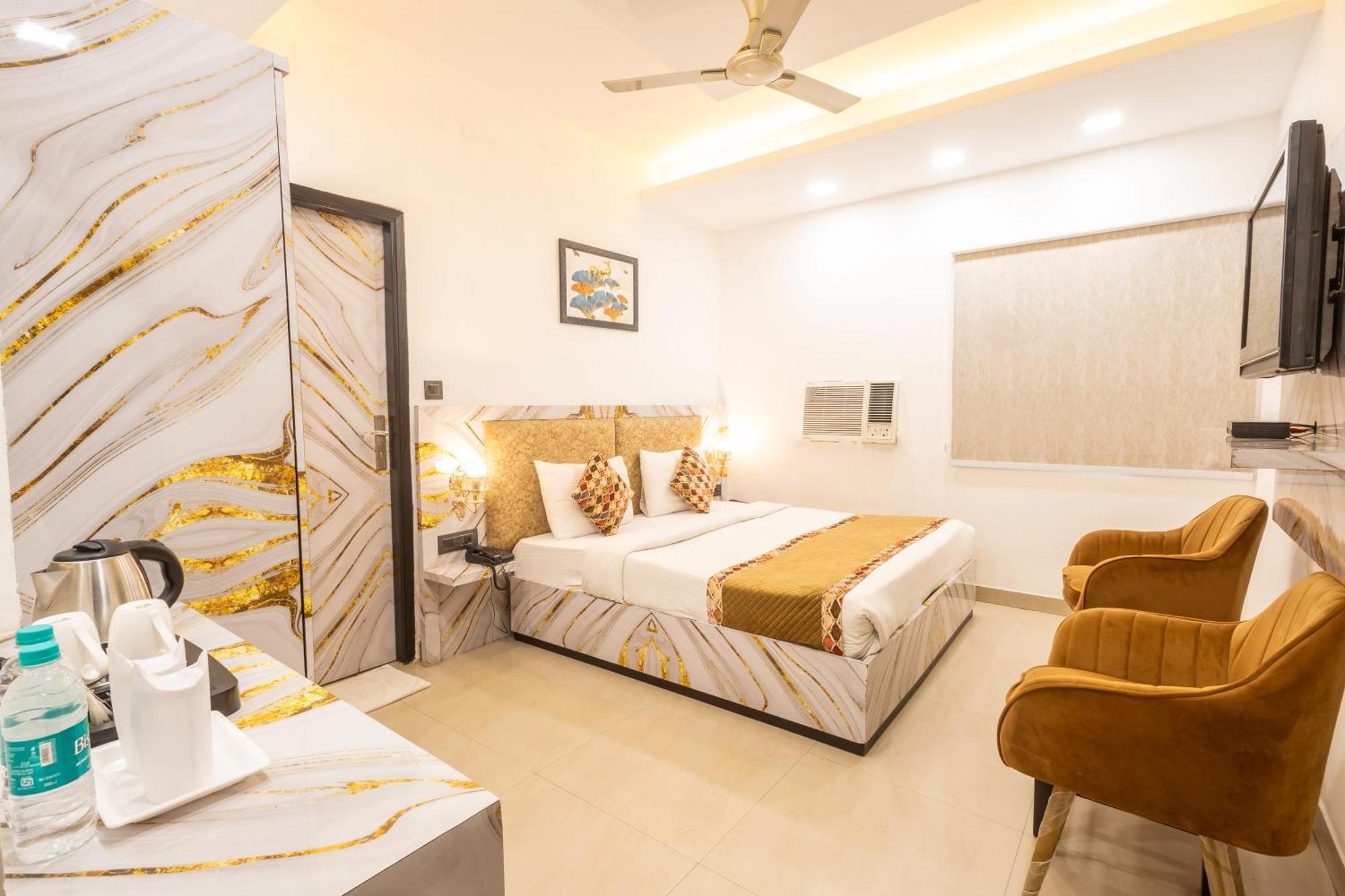 Hotel Cosmo Near Blk Hospital Karol Bagh Делі Екстер'єр фото
