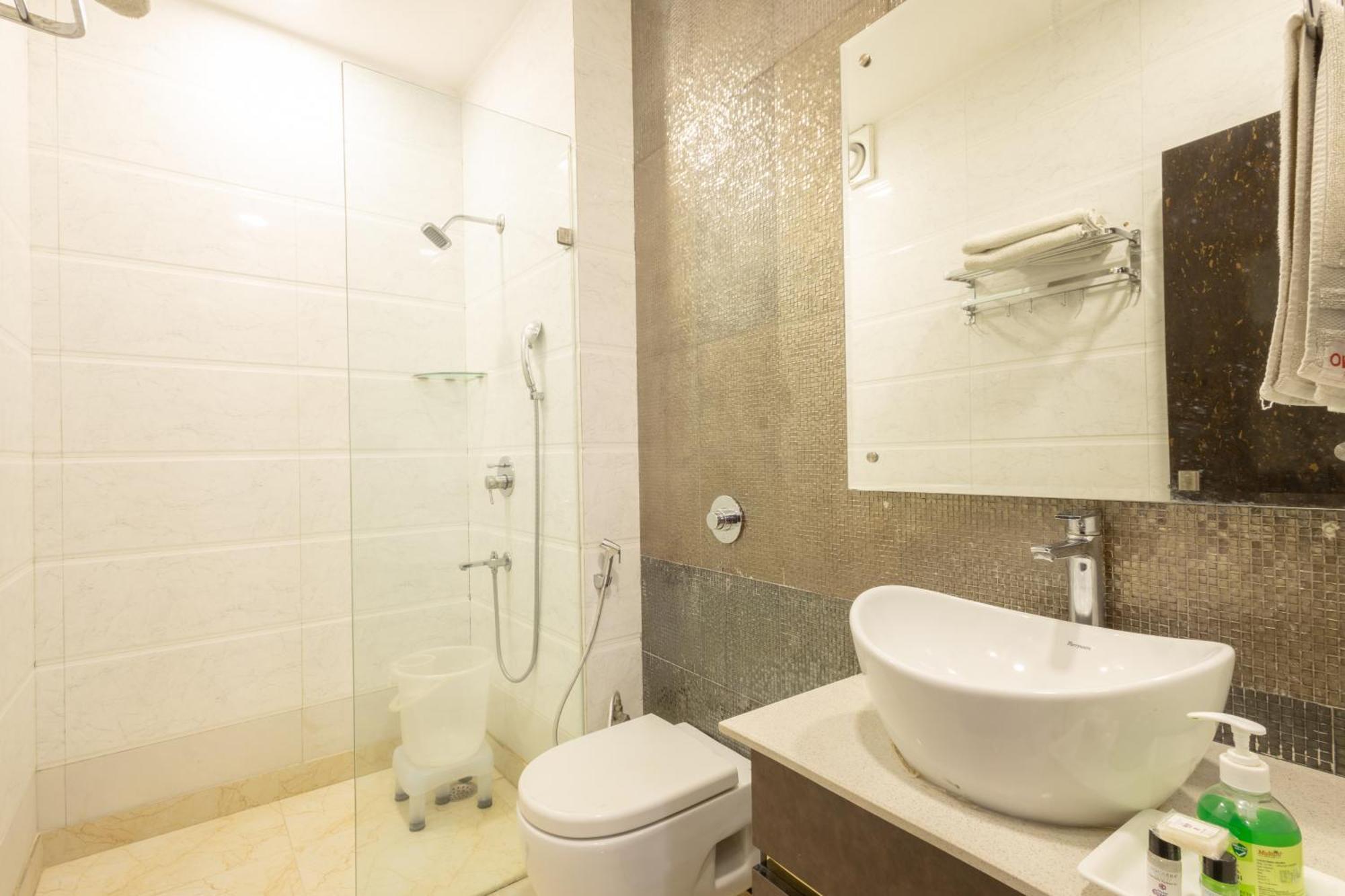 Hotel Cosmo Near Blk Hospital Karol Bagh Делі Екстер'єр фото