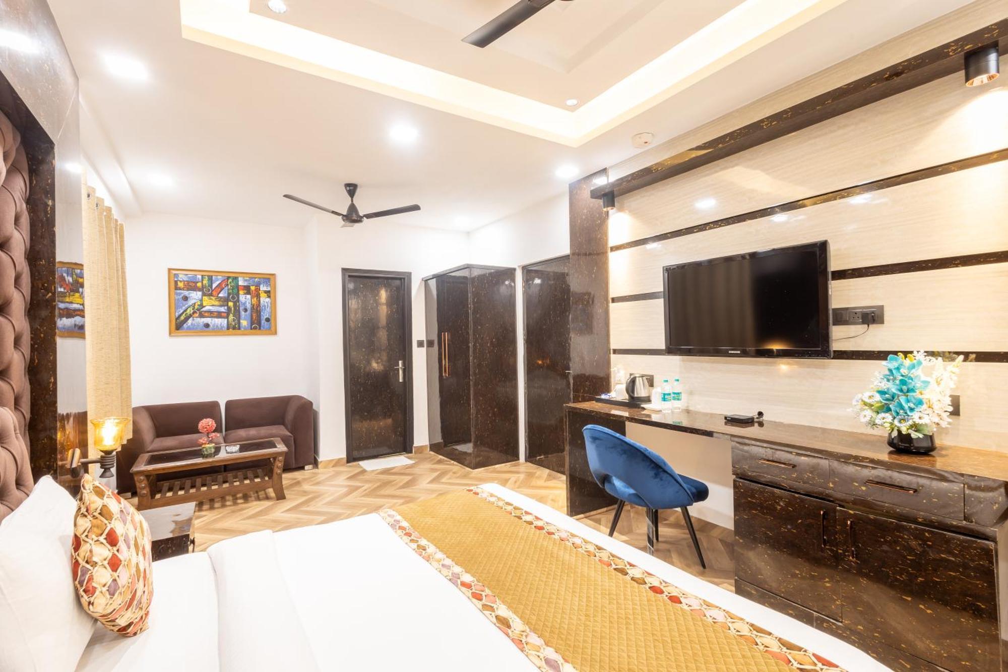 Hotel Cosmo Near Blk Hospital Karol Bagh Делі Екстер'єр фото