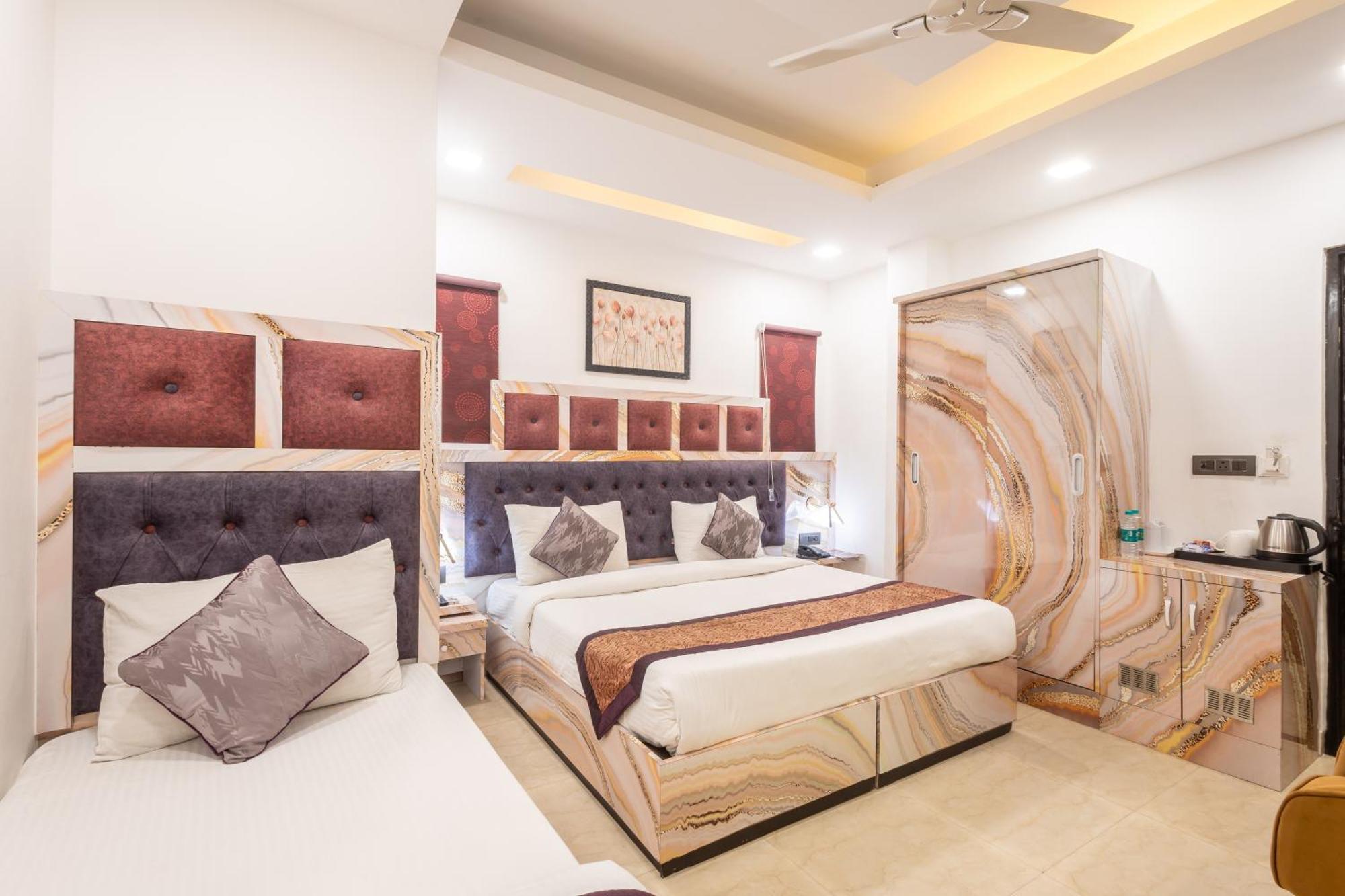 Hotel Cosmo Near Blk Hospital Karol Bagh Делі Екстер'єр фото
