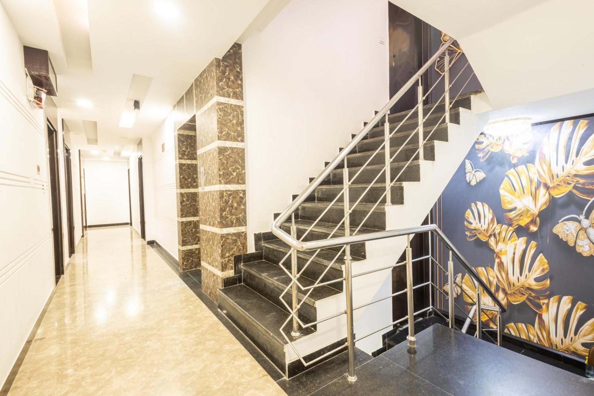 Hotel Cosmo Near Blk Hospital Karol Bagh Делі Екстер'єр фото