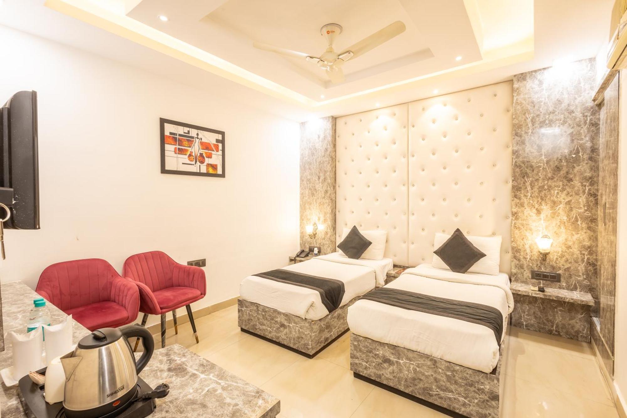 Hotel Cosmo Near Blk Hospital Karol Bagh Делі Екстер'єр фото